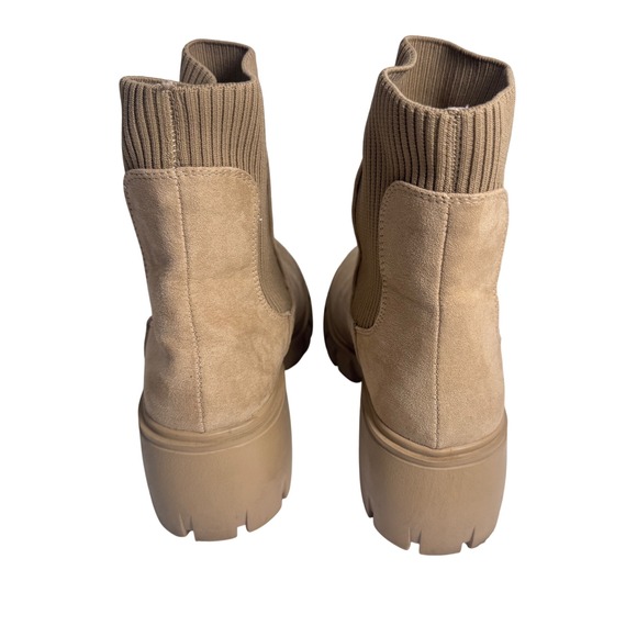 Sincerely Jules 8 Tan Suede Knit Sock Booties Lug Sole Chunky Heel Women's - Picture 5 of 8